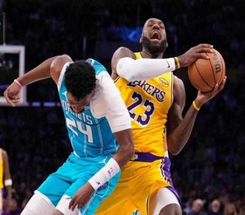 激战正酣,英联杯半决,赛焦点对决,188bet金宝博体育,188Bet,188bet金宝博体育网址,188bet金宝博app,188bet金宝博官网,188bet金宝博集团